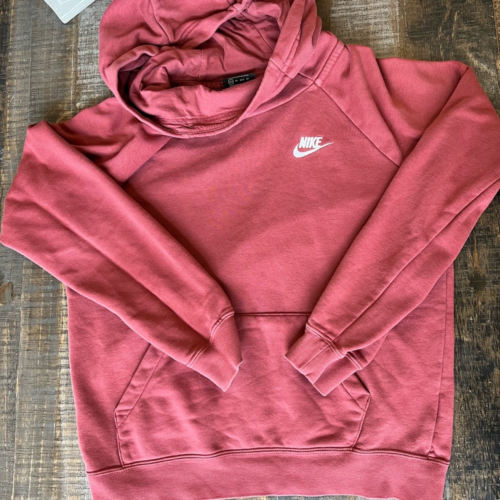 XS Nike sweatshirt